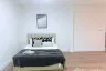 6 Bedroom House for rent in Huai Khwang, Bangkok