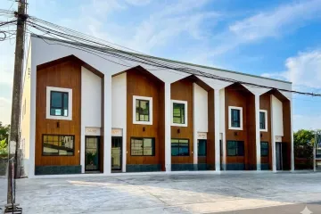 1 Bedroom Townhouse for rent in Chalong, Phuket