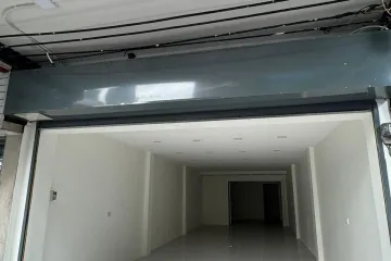 4 Bedroom House for rent in Si Phraya, Bangkok near MRT Hua Lamphong