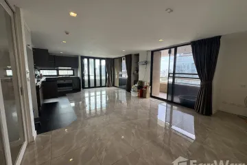 3 Bedroom Condo for sale in Asoke Tower, Khlong Toei Nuea, Bangkok near MRT Phetchaburi