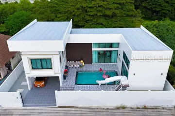 4 Bedroom House for sale in 