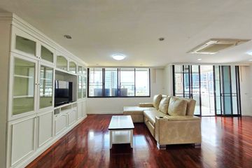 3 Bedroom Condo for rent in Acadamia Grand Tower, Khlong Tan Nuea, Bangkok near BTS Phrom Phong