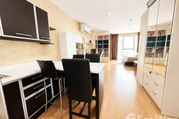 1 Bedroom Condo for sale in St. Louis Grand Terrace, Thung Wat Don, Bangkok near BTS Surasak