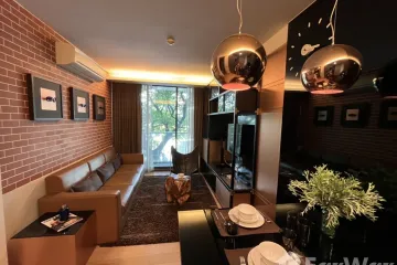 1 Bedroom Condo for rent in Via 49, Khlong Tan Nuea, Bangkok near BTS Phrom Phong