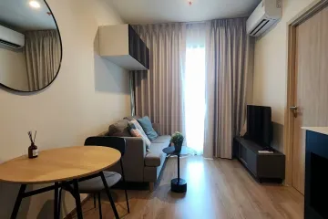 1 Bedroom Condo for rent in NUE District R9, Huai Khwang, Bangkok near MRT Phra Ram 9