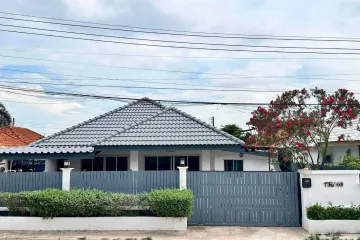 3 Bedroom House for sale in Chonnaphat Sriracha, Surasak, Chonburi