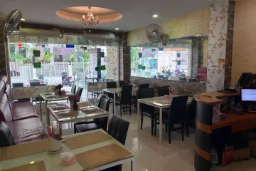 4 Bedroom Apartment for sale in Nong Prue, Chonburi