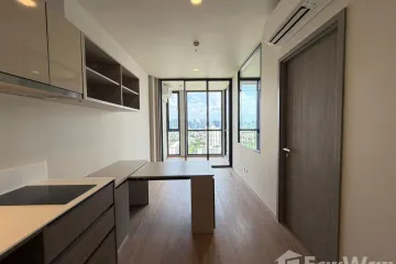 1 Bedroom Condo for rent in The Issara Sathorn, Thung Maha Mek, Bangkok near BTS Saint Louis