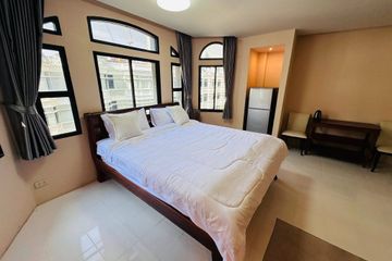 4 Bedroom Townhouse for rent in Khlong Tan, Bangkok