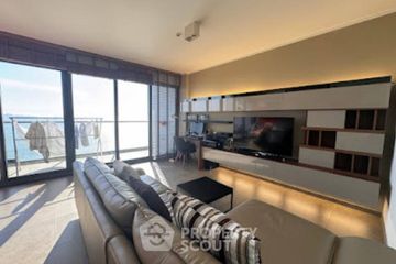 2 Bedroom Condo for sale in Zire Wongamat, Na Kluea, Chonburi