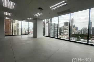 Office for rent in Thanon Phaya Thai, Bangkok near BTS Phaya Thai