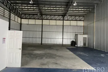 Warehouse / Factory for rent in Bang Chalong, Samut Prakan