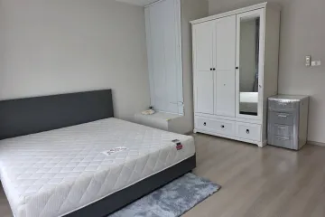 3 Bedroom House for rent in Villaggio Srinakarin-Bangna, Bang Kaeo, Samut Prakan