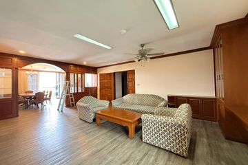 3 Bedroom Condo for rent in Khlong Tan Nuea, Bangkok near BTS Phrom Phong