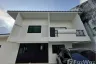 3 Bedroom House for rent in Huai Khwang, Bangkok