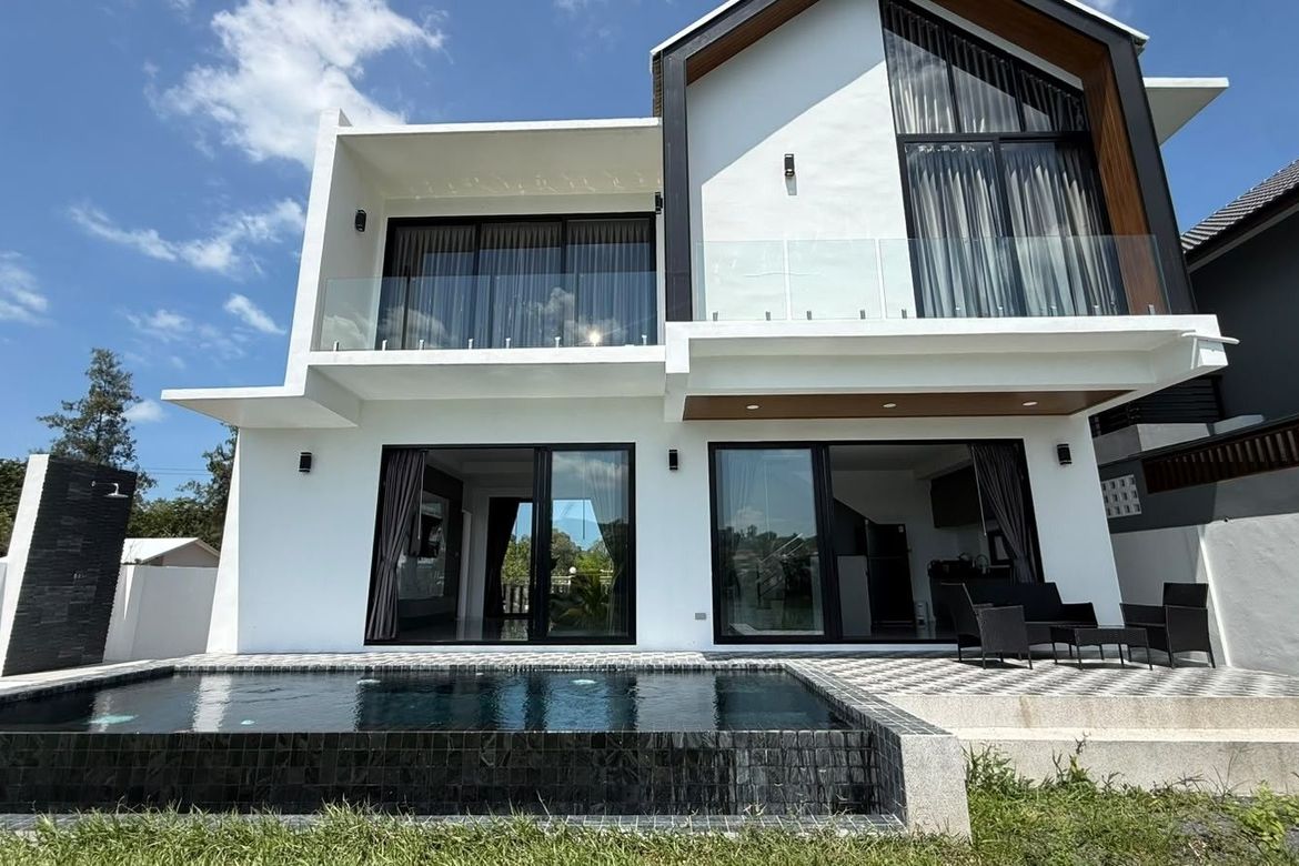 3 Bedroom House for sale in Bo Phut, Surat Thani