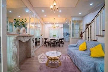 3 Bedroom Townhouse for rent in Baan Klang Krung Grande Vienna Rama 3, Bang Phong Pang, Bangkok