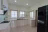 5 Bedroom House for rent in The Palm Bangna-Wongwaen, Dokmai, Bangkok