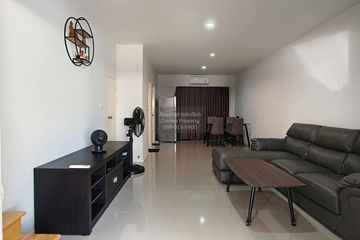 3 Bedroom Townhouse for rent in Baan Klang Mueng Suanluang, Dokmai, Bangkok