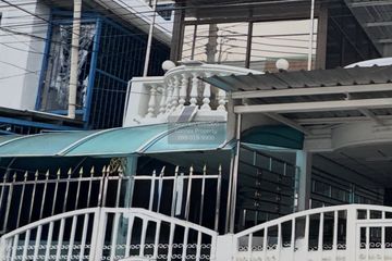 5 Bedroom Townhouse for rent in Arun Amarin, Bangkok near MRT Bang Khun Non