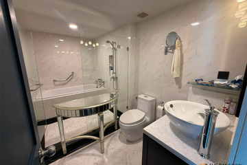 3 Bedroom Condo for sale in Maestro 01 Sathorn-Yenakat, Thung Maha Mek, Bangkok near MRT Khlong Toei