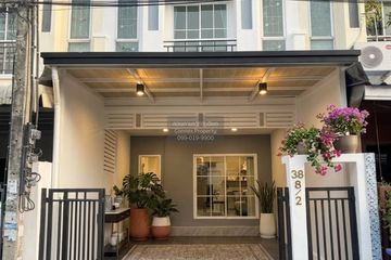 3 Bedroom Townhouse for sale in Khlong Thanon, Bangkok