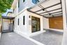 3 Bedroom Townhouse for sale in Bang Rak Yai, Nonthaburi