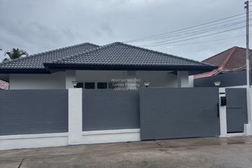 3 Bedroom House for sale in Eakmongkol Village 4, Nong Prue, Chonburi