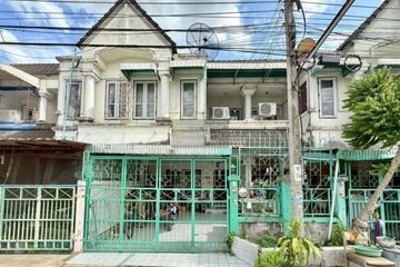 3 Bedroom Townhouse for sale in Baan Chao Praya, Khlong San, Bangkok near BTS Saphan Taksin
