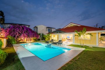 3 Bedroom Villa for sale in Chalong, Phuket