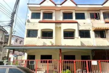 9 Bedroom Townhouse for rent in Lak Song, Bangkok