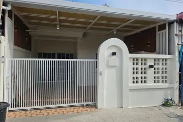 2 Bedroom Townhouse for sale in Nong Prue, Chonburi