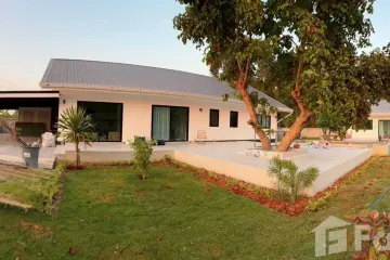 4 Bedroom House for sale in Hin Lek Fai, Prachuap Khiri Khan