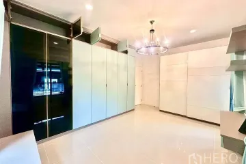 4 Bedroom House for rent in setthasiri krungthep kreetha, Hua Mak, Bangkok