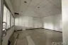 Warehouse / Factory for rent in Lam Pla Thio, Bangkok