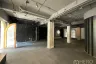 Commercial for rent in Khlong Tan Nuea, Bangkok