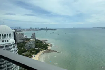 3 Bedroom Condo for sale in Na Kluea, Chonburi
