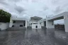 5 Bedroom House for sale in Nong Prue, Chonburi