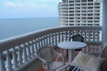 3 Bedroom Condo for sale in Nong Prue, Chonburi