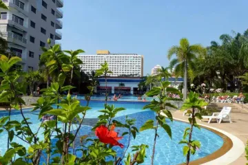 2 Bedroom Condo for sale in Nong Prue, Chonburi