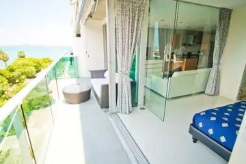 2 Bedroom Condo for sale in Na Kluea, Chonburi