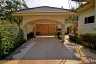 2 Bedroom House for sale in Na Kluea, Chonburi