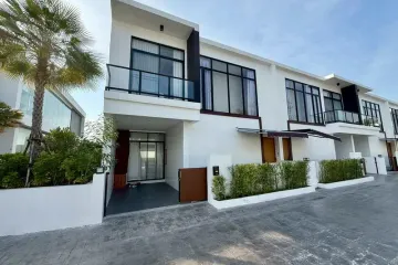 3 Bedroom House for sale in Na Kluea, Chonburi