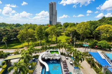 2 Bedroom Condo for sale in Nong Prue, Chonburi