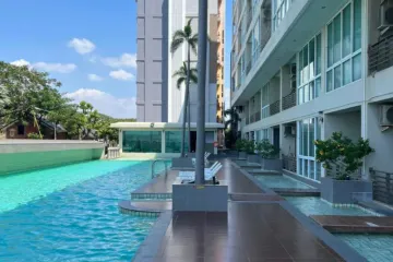 1 Bedroom Condo for sale in Chonburi