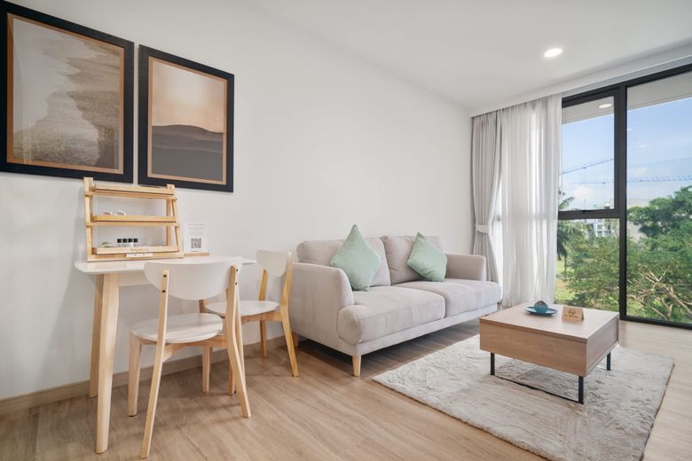 1 Bedroom Condo For Rent