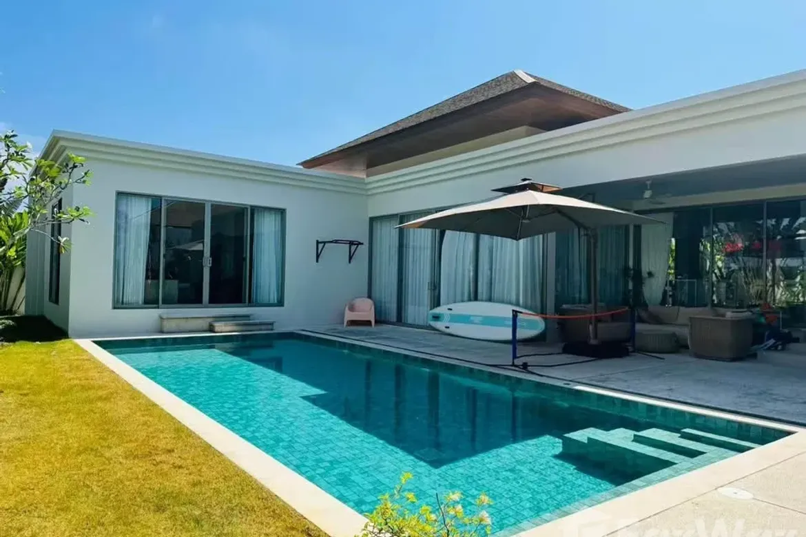 Luxury 4-Bedroom Villa for Rent