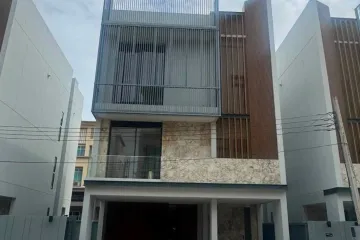 4 Bedroom Townhouse for sale in Lat Krabang, Bangkok near Airport Rail Link Lat Krabang