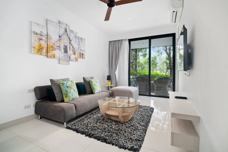 1 Bedroom Condo For Rent
