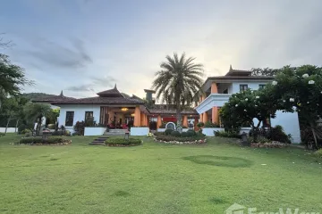 6 Bedroom Villa for sale in Nong Kae, Prachuap Khiri Khan